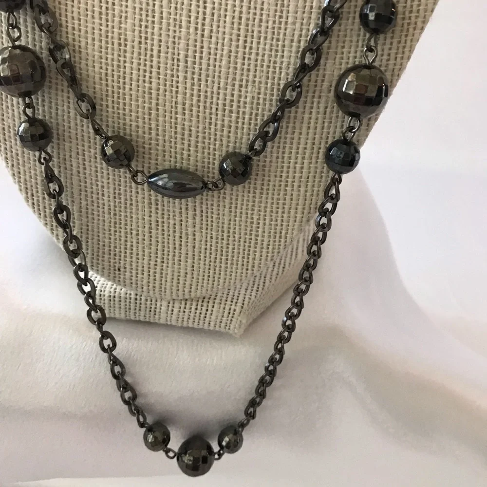 Premier‎ Design Necklace with black chain & black beading. - Picture 2 of 4